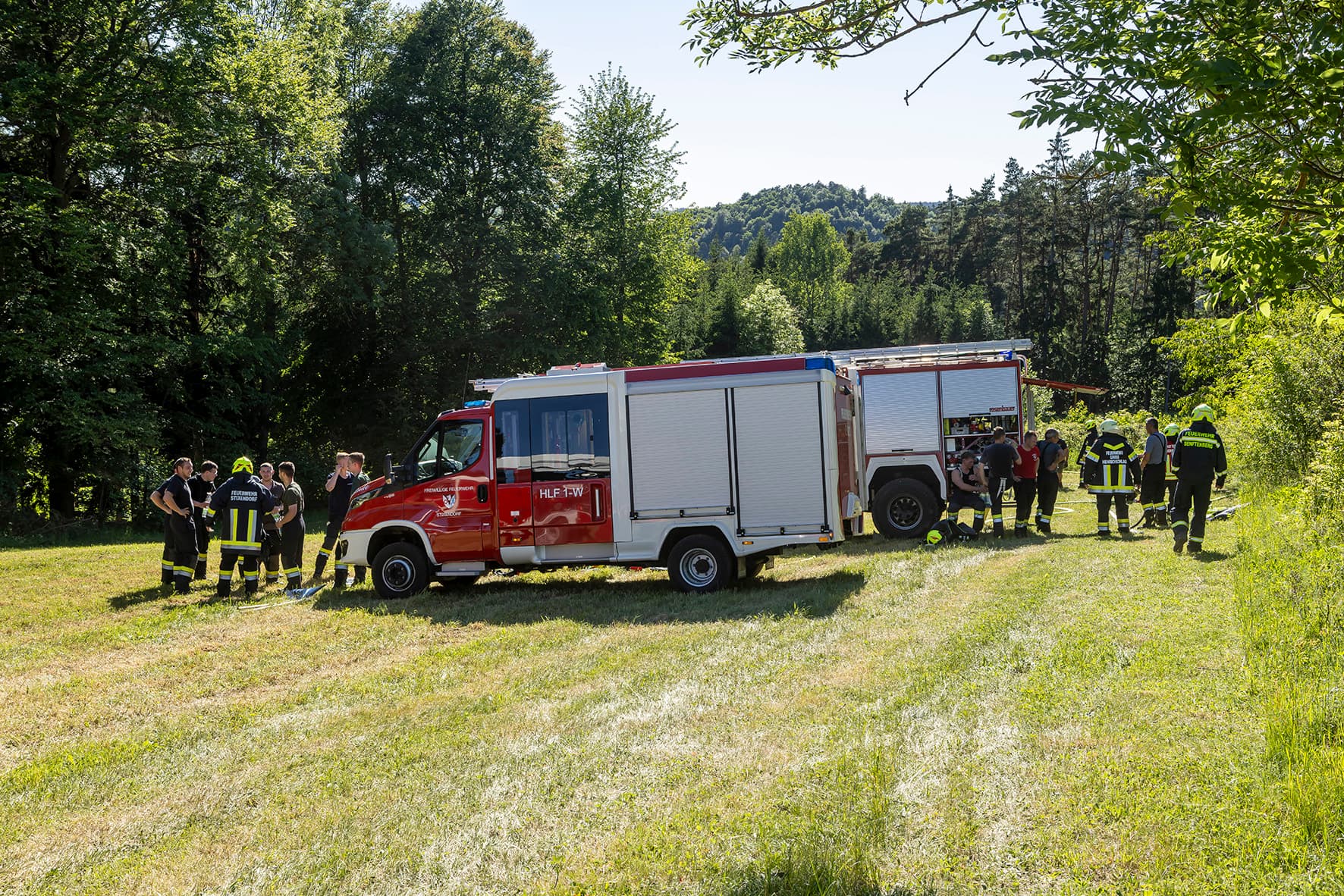 Gallery image 1 -  Fünf Feuerwehren im Einsatz - Waldbrand in Nöhagen 